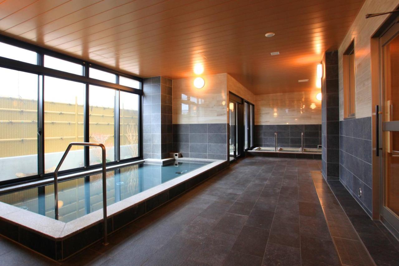 Sun Royal Hotel Kameoka Ekimae Buitenkant foto