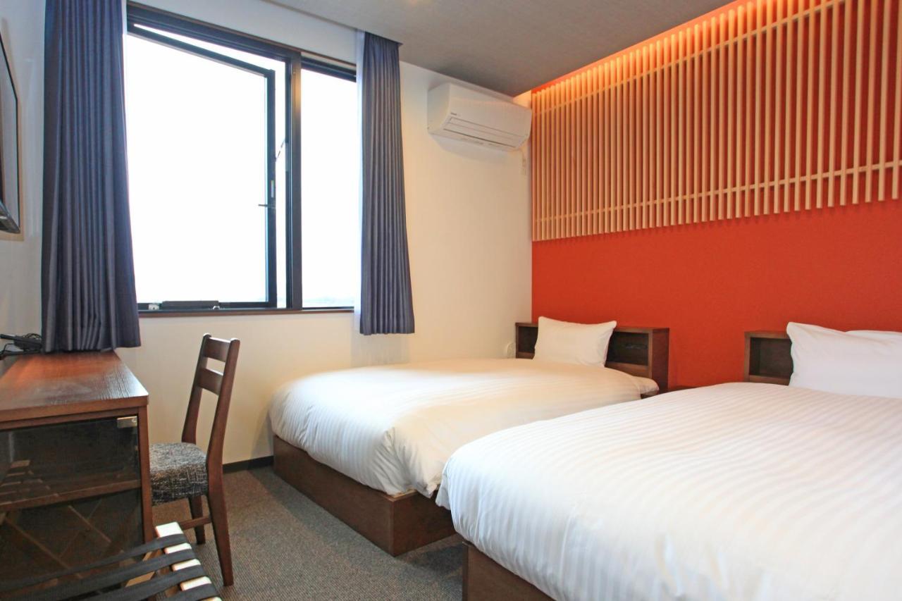 Sun Royal Hotel Kameoka Ekimae Buitenkant foto